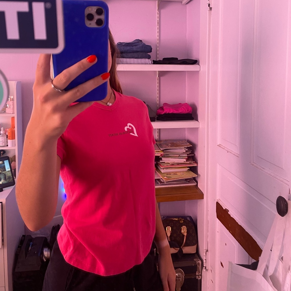victoria’s secret t shirt